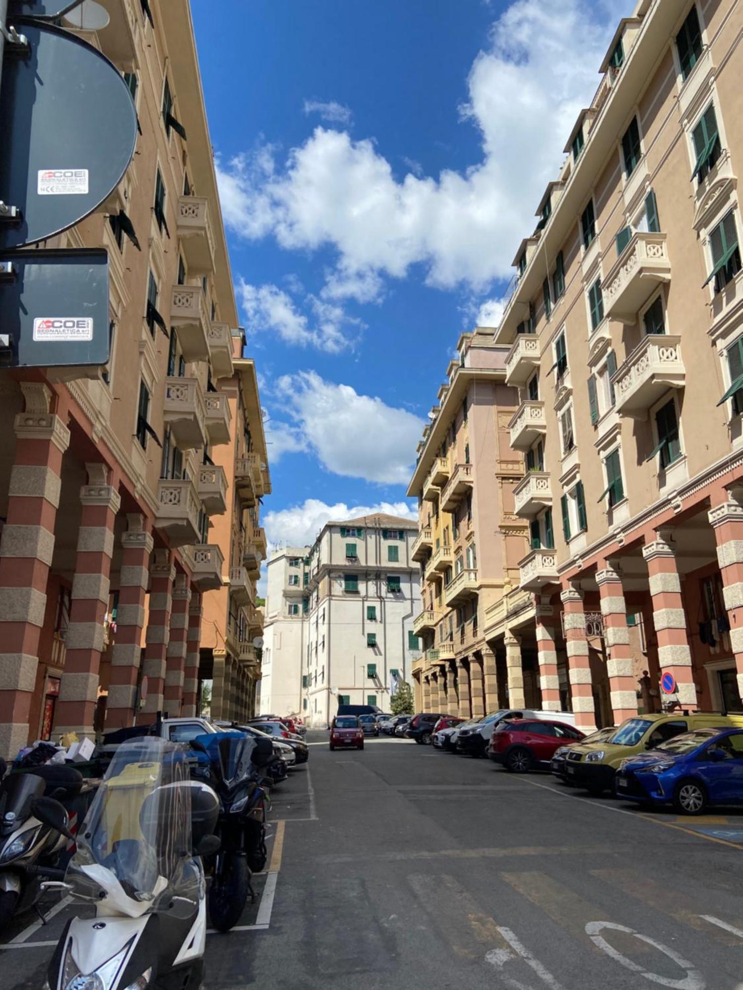 Lolla Appartamento Aeroporto Genoa Exterior photo